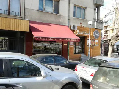 Irida Chocolate