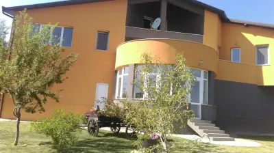 Сладкарска къща "Амарето"