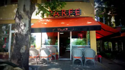 Coffee & Patisserie"PARFE"