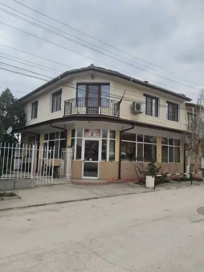 Сладкарница "Росица"