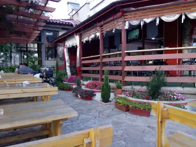Сладкарница "Алпина"