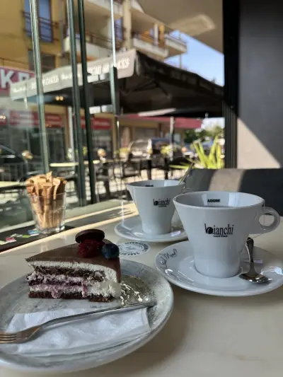 Сладкарница "Dumi 68 Cakes"
