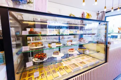 Сладкарница "Dumi 68 Cakes"