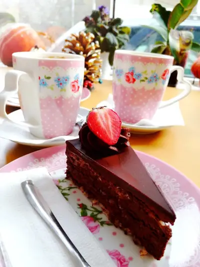 Сладкарница "Sweet Rose"