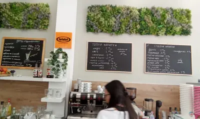 Кафе-сладкарница "Алис" | Alice cakes and coffee | Торти Алис кв.Тракия, Пловдив
