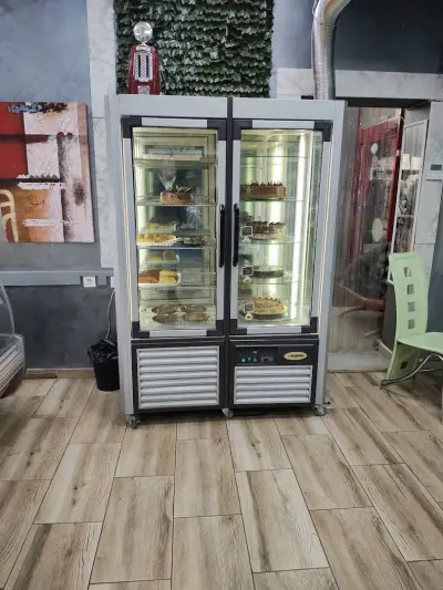 Сладкарница София