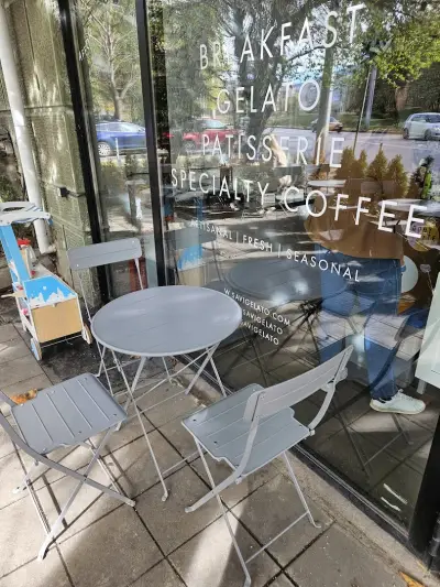 Savi Gelato & Specialty Coffee