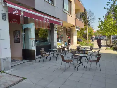 Кафе сладкарница „Романтика“