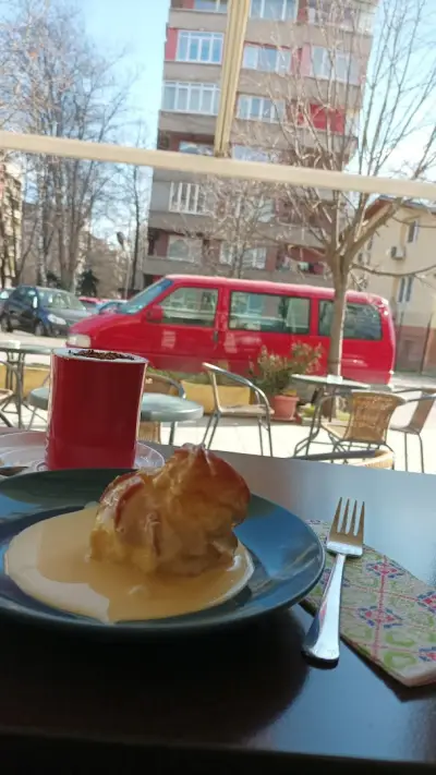 Кафе сладкарница „Романтика“