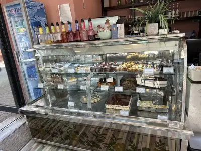Fusion cake