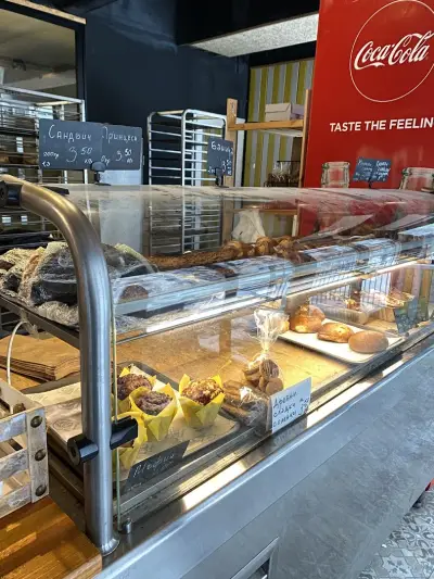 Komat Bakery