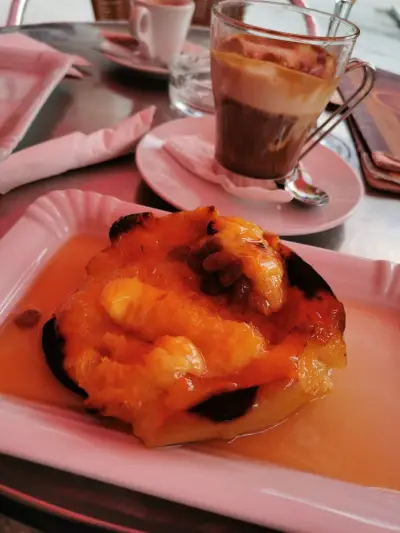Snack bar Viennese saloon