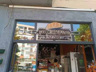 Les Croissants