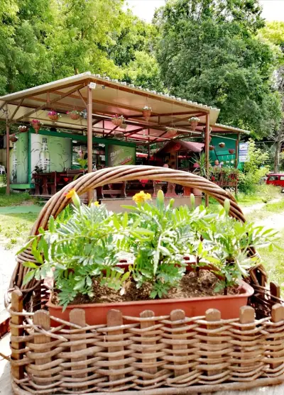 Ресторант край Реката