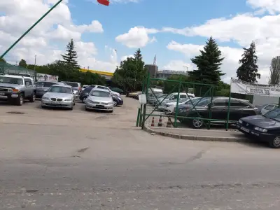 Lunik Auto OOD