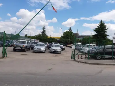 Lunik Auto OOD