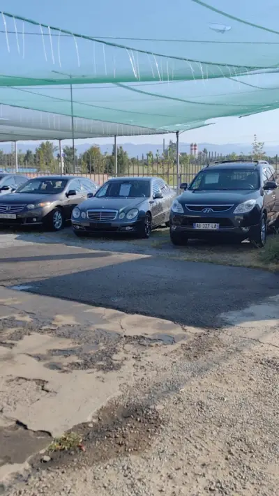 VOVA CARS