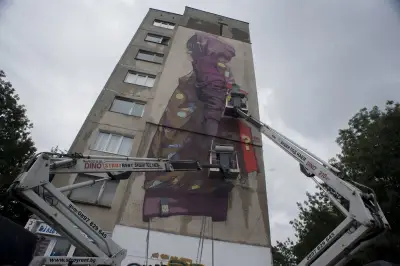 Hidden Gift Mural by Etam Cru @ Urban Creatures