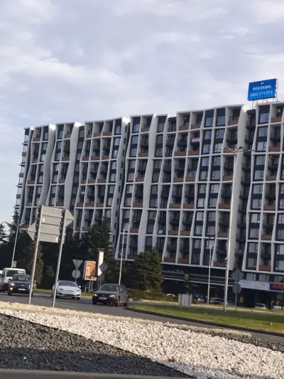 Хотел "Галерия"