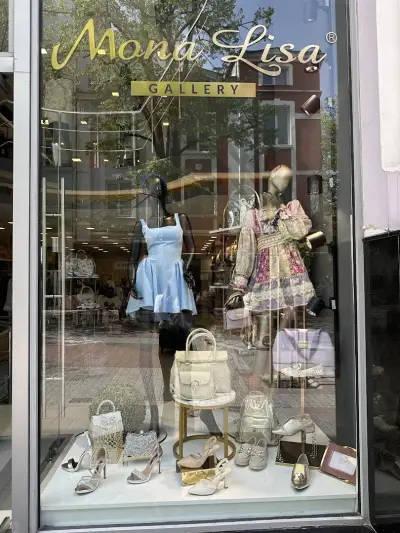Мона Лиза Галерия/Mona Lisa Gallery