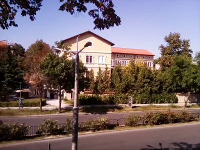 Galeria In The Garden