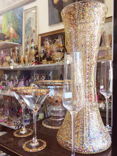 Freya gift shop & gallery