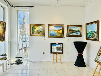 Арт клуб и галерия Савов
