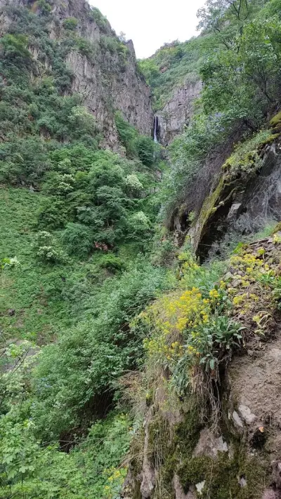 Голям Устински водопад