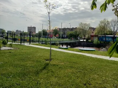 Парк „Асеновска"