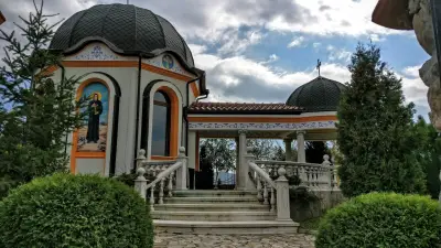 Спортно туристическа атракция