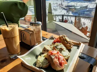 The Terrace Lounge