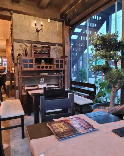 Златева Къща