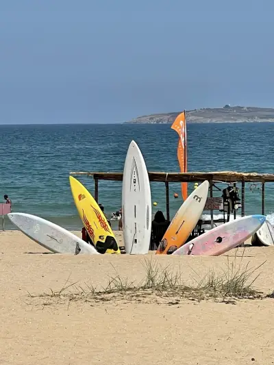 Liucy's Surf Bar