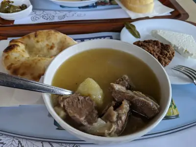 Бързо хранене "Трите бора"