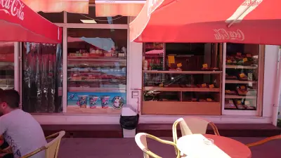 Miki Cafe-Bakery-Sweet Сладкарница и пекарна "Мики"
