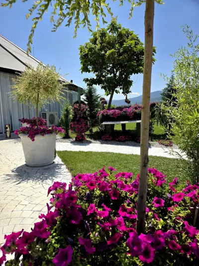 Garden Weddings