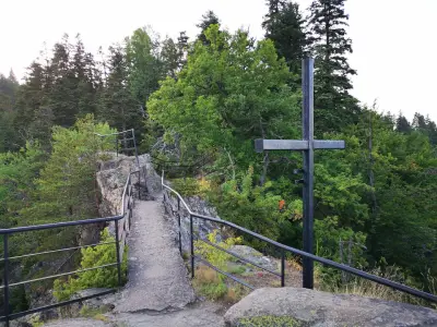 Hiking Trail to the Black Rock