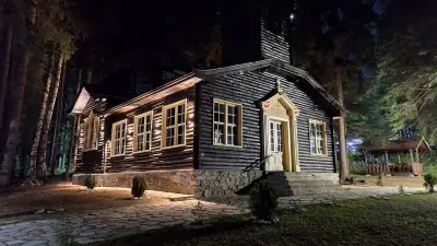Дървена църква „Преображение Господне“