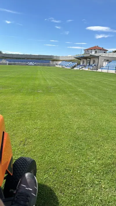 Стадион „КЛЕТКАТА“