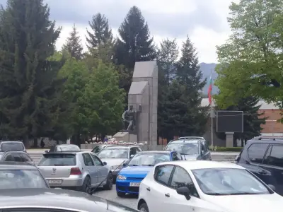 Паметник на Гоце Делчев