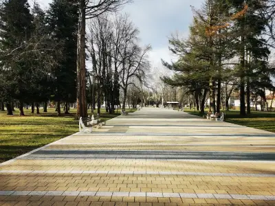 Градски парк Ботевград