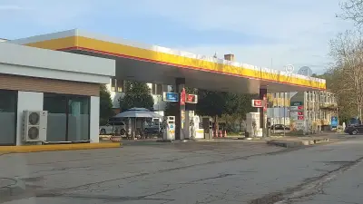 Бензиностанция Шел