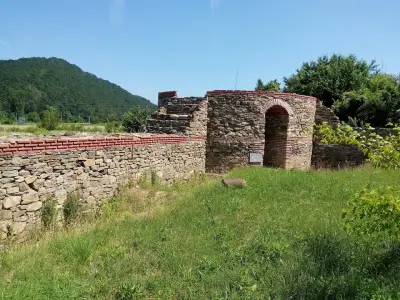 Крепост „Состра“