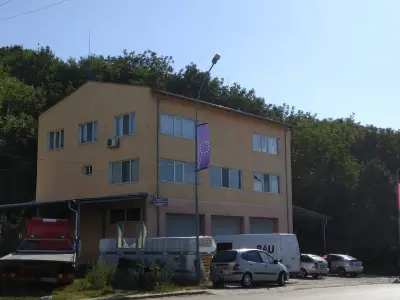 Автосервиз Кирилов Комерс