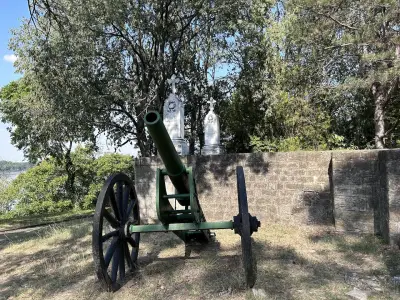 Monuments Park