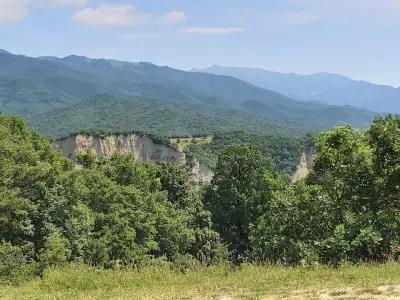 Водопад Скока