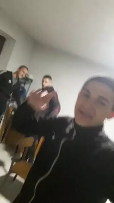 Караманолев и син