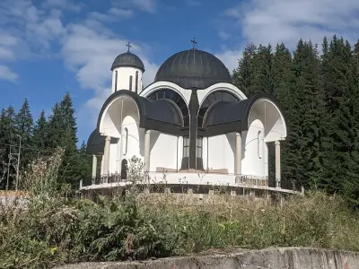 Храм „Успение на Пресвета Богородица“