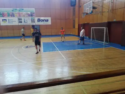 Спортна зала „Дан Колов“