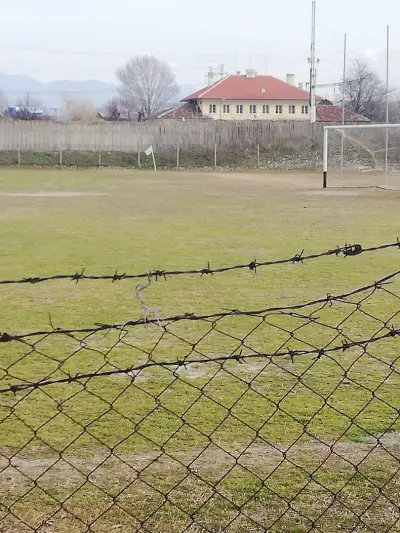 Стадион Дамяница